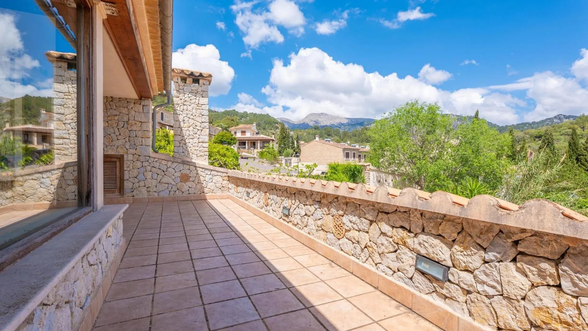 Turixant Dalt Villa Mancor del Valle 0*,  Spain